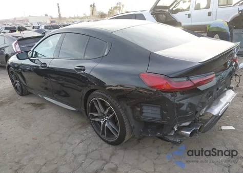 2020 BMW M8 Gran Coupe z USA, uszkodzony, nr VIN WBSGV0C05LCD80981